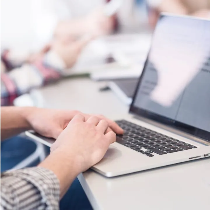 Recursos y formación en cumplimiento